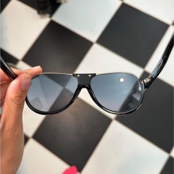Tom Ford Sunglasses - Picture 5 of 5